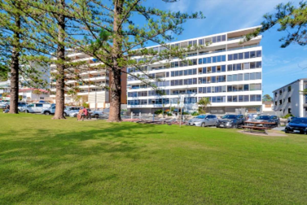 Апартаменты Goodwin Towers - Hosted By Burleigh Letting Голд-Кост Экстерьер фото