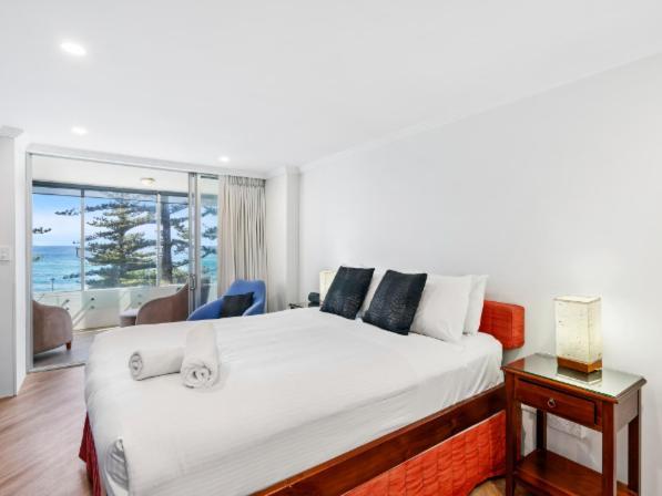 Апартаменты Goodwin Towers - Hosted By Burleigh Letting Голд-Кост Экстерьер фото
